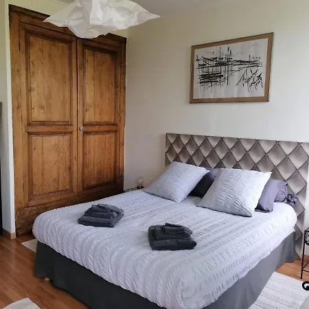 Domaine Des Deux Rivieres Bed and Breakfast