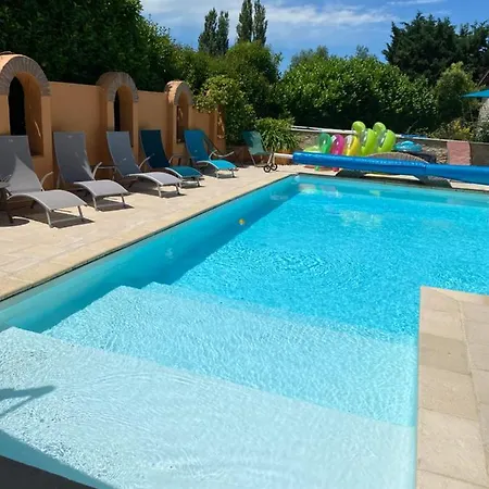 Domaine Des Deux Rivieres *