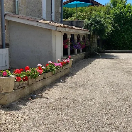 Bed & Breakfast Domaine Des Deux Rivieres