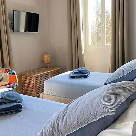 Domaine Des Deux Rivieres Bed & Breakfast *