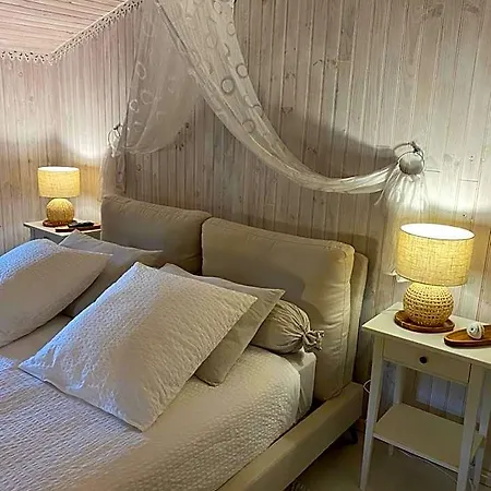 Domaine Des Deux Rivieres Bed & Breakfast