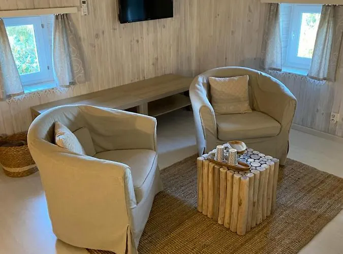 Domaine Des Deux Rivieres Bed & Breakfast