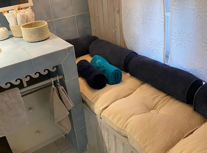 Domaine Des Deux Rivieres *